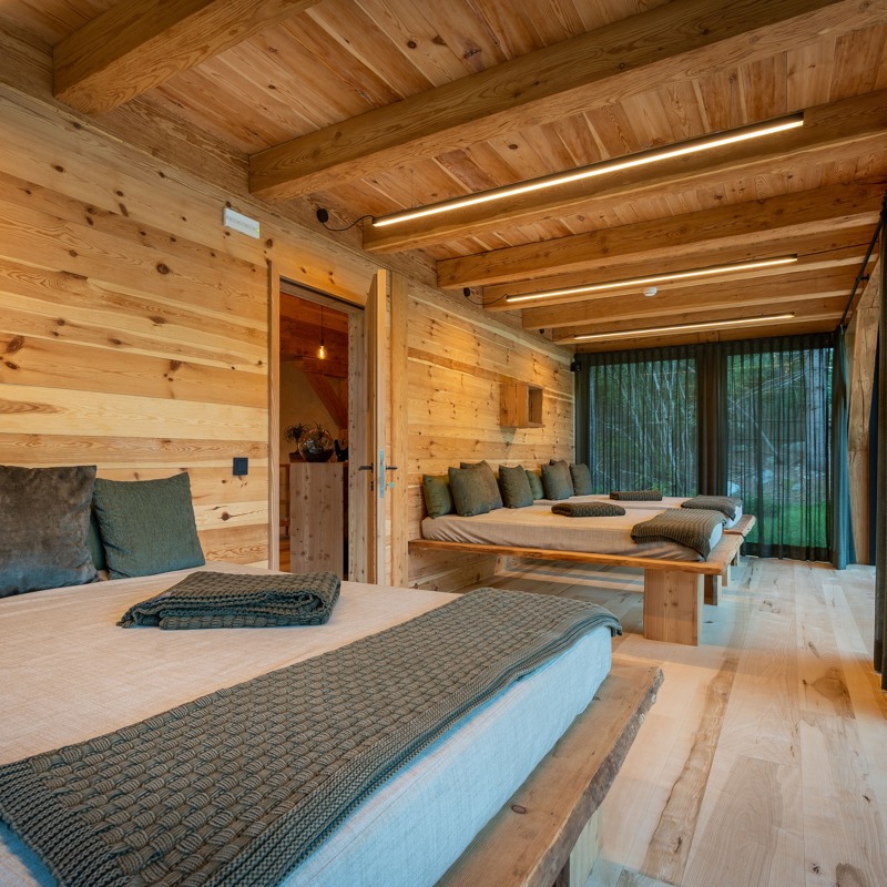 Chalets Valsegg - das Waldbad